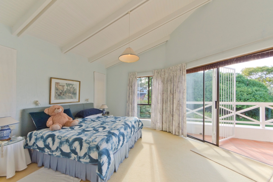 4 Bedroom Property for Sale in Leisure Isle Western Cape
